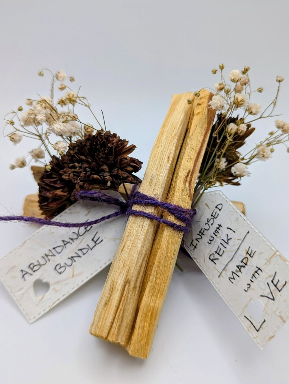 Palo Santo + Selenite Abundance Ritual Bundle - Picture 3 of 8